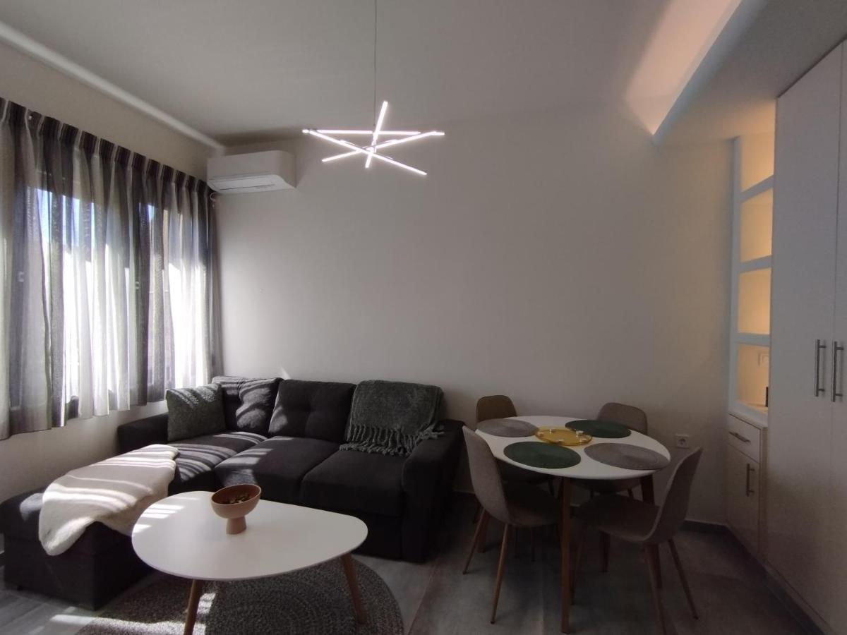 Jason'S Centre Apartment Volos Luaran gambar